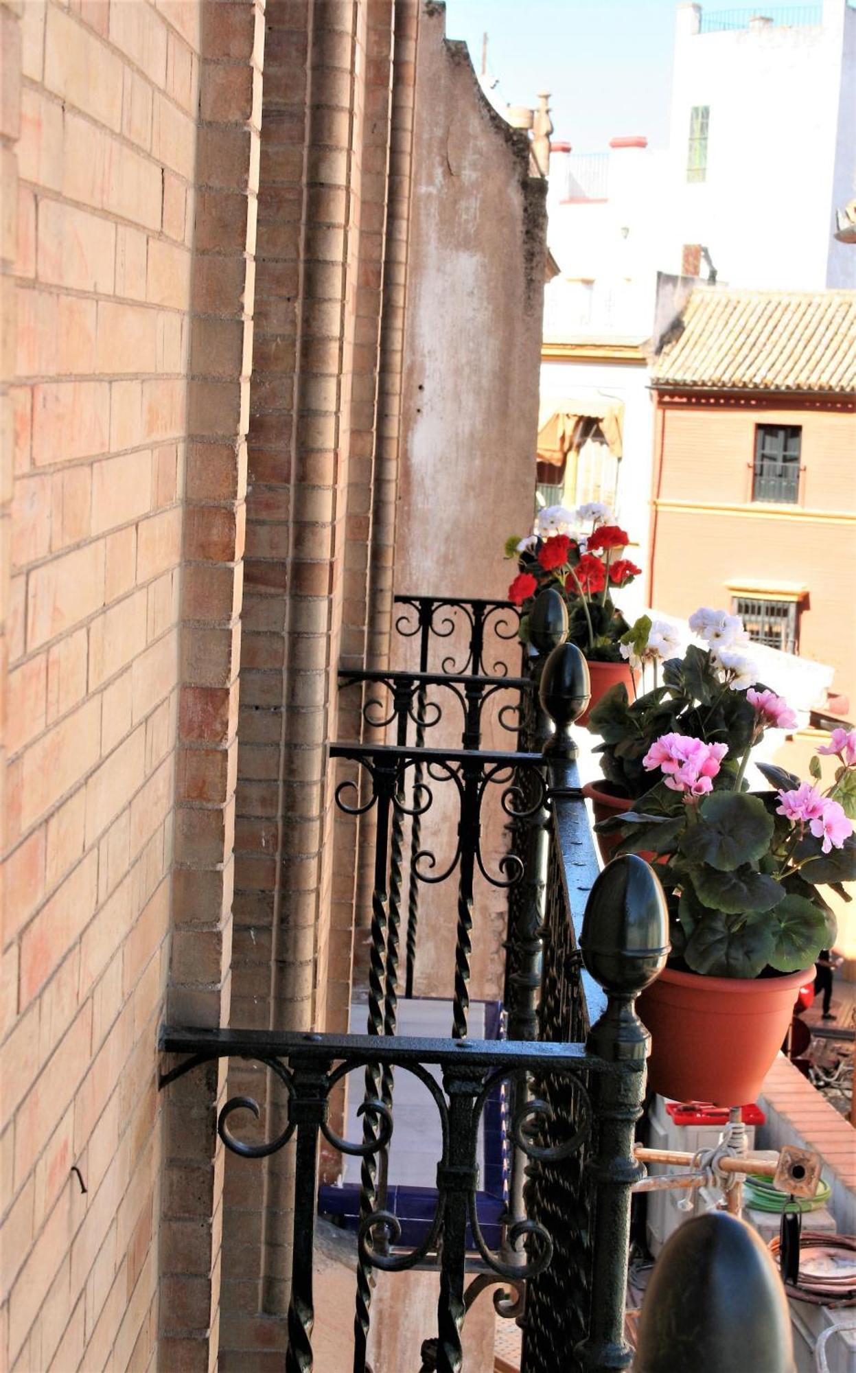 Nuea Cicerone Hotel Seville Exterior photo